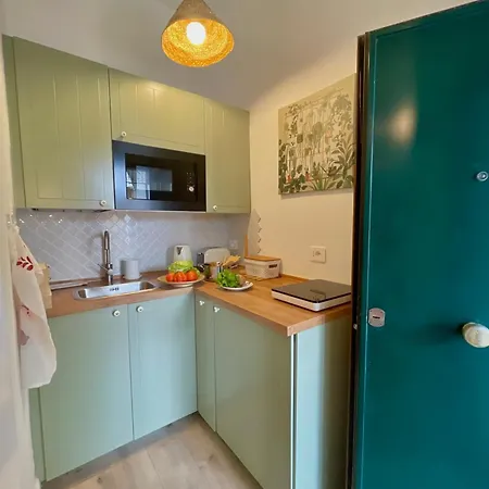 Apartment Happy Family Maggiolino